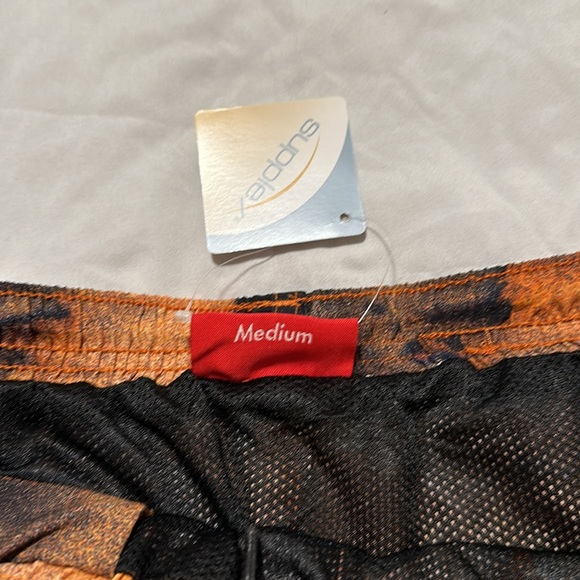 Supreme New York Swim Trunk - Picture 4 of 4